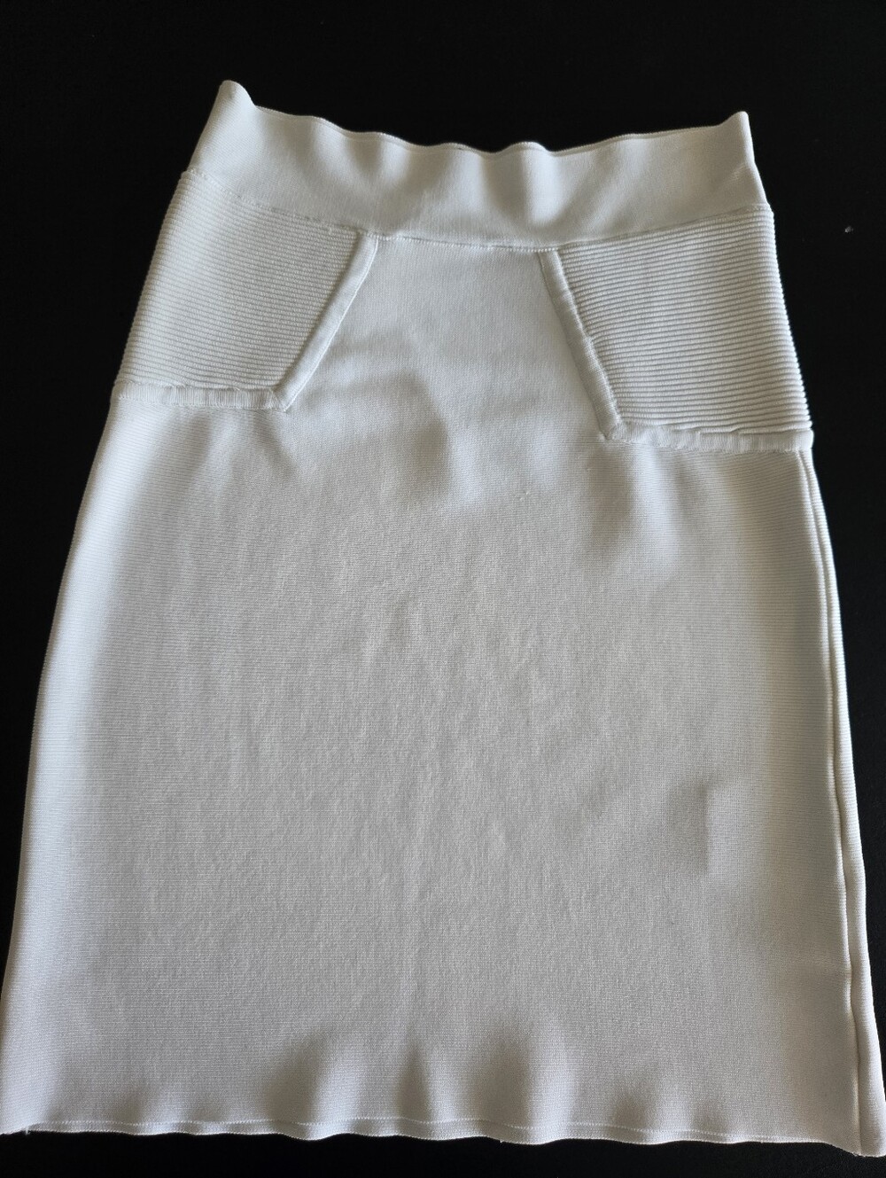 ​BCBGMAXAZRIA Y2K White Bandage Skirt Bodycon Size Small
